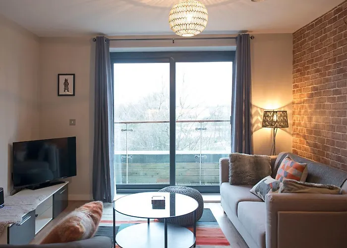 Lancaster City Apartment